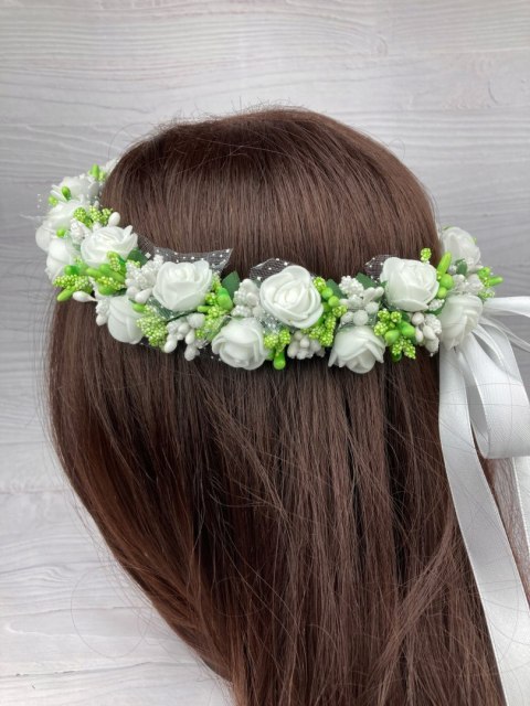 Wianek komunijny, rękodzieło