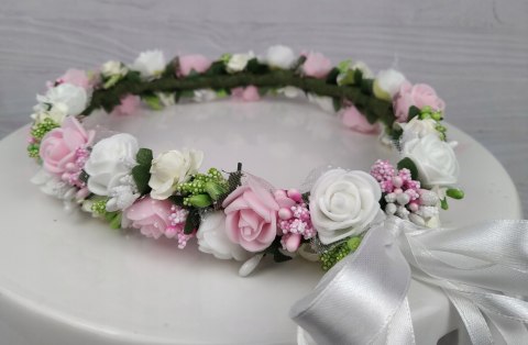 Wianek komunijny, rękodzieło